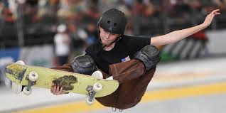 آموزش حرکات نمایشی سطح متوسط اسکیت برد (Kickflip، Heelflip، 180) 7 مسابقه اسکیت برد در شیراز آموزش حرکات نمایشی سطح متوسط اسکیت برد (Kickflip، Heelflip، 180)