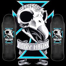 تونی هاوک با راه‌اندازی برند Birdhouse Skateboards، به‌عنوان کارآفرین نیز شناخته می‌شود. او همچنین با همکاری با شرکت Activision، سری بازی‌های ویدیویی Tony Hawk's Pro Skater را تولید کرد که به یکی از پرفروش‌ترین و محبوب‌ترین بازی‌های تاریخ تبدیل شد.